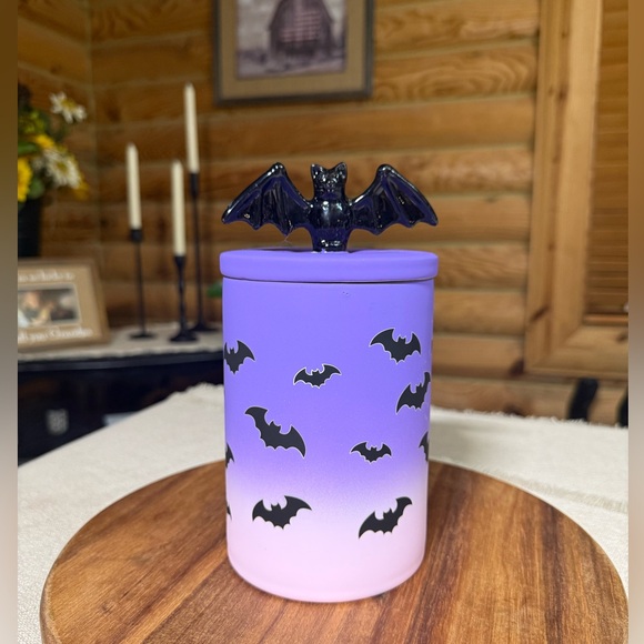 BATS HALLOWEEN Canister - Picture 1 of 5